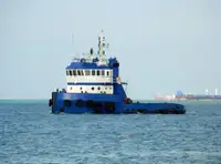 قایق یدک کش برای فروش