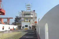 کشتی عرضه برای فروش